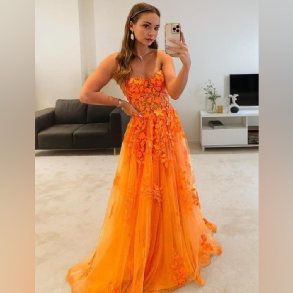 2024 Orange Lace Prom Dresses Sexy Sweetheart Long Applique Formal Dresses